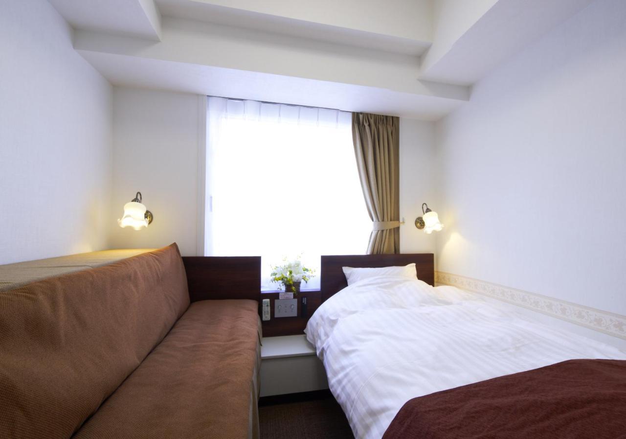 Hotel Shimbashi Sambankan Tokyo Exterior photo